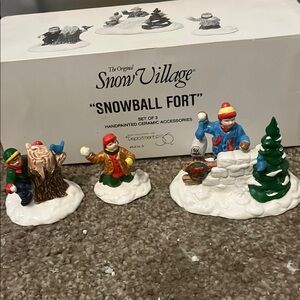 The Original Snow Village Dept 56. Snowball Fort